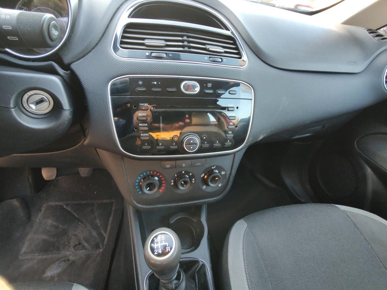 Fiat Punto 1.2 8V 5 porte Easy, EURO 5B, LEGGERMENTE GRANDINATA, OK NEOPATENTATI, GARANZIA L.12 MESI