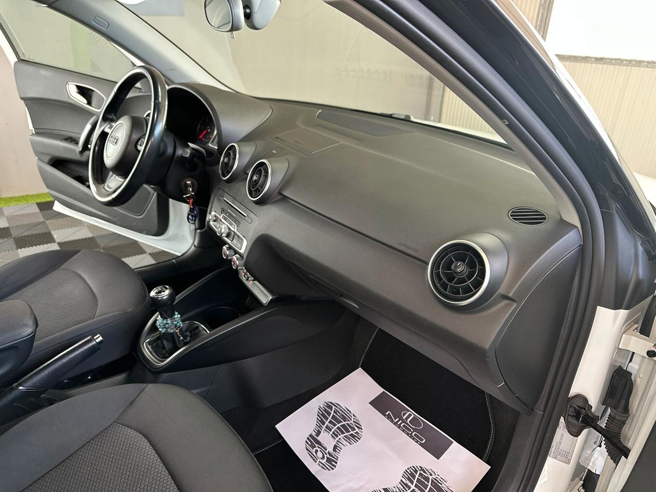 Audi A1 SPB 1.6 TDI 116 CV Admired