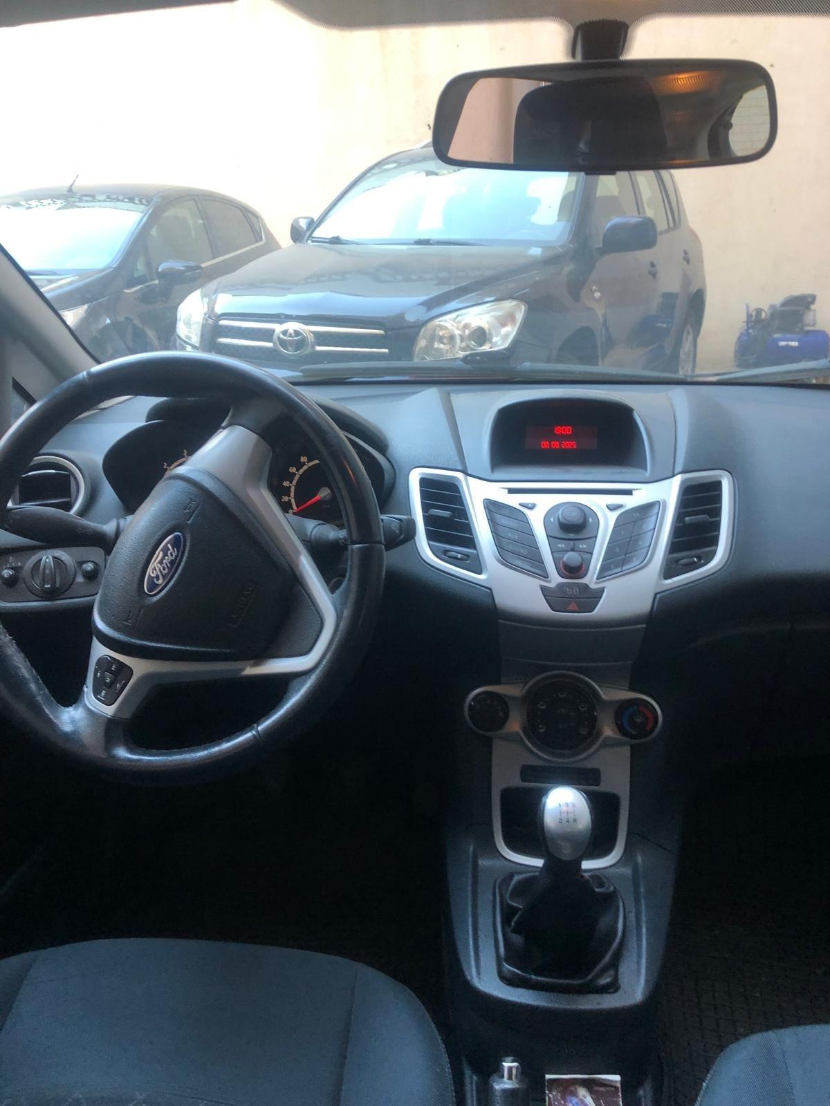 Ford Fiesta 1.2 82 CV 5 porte Titanium