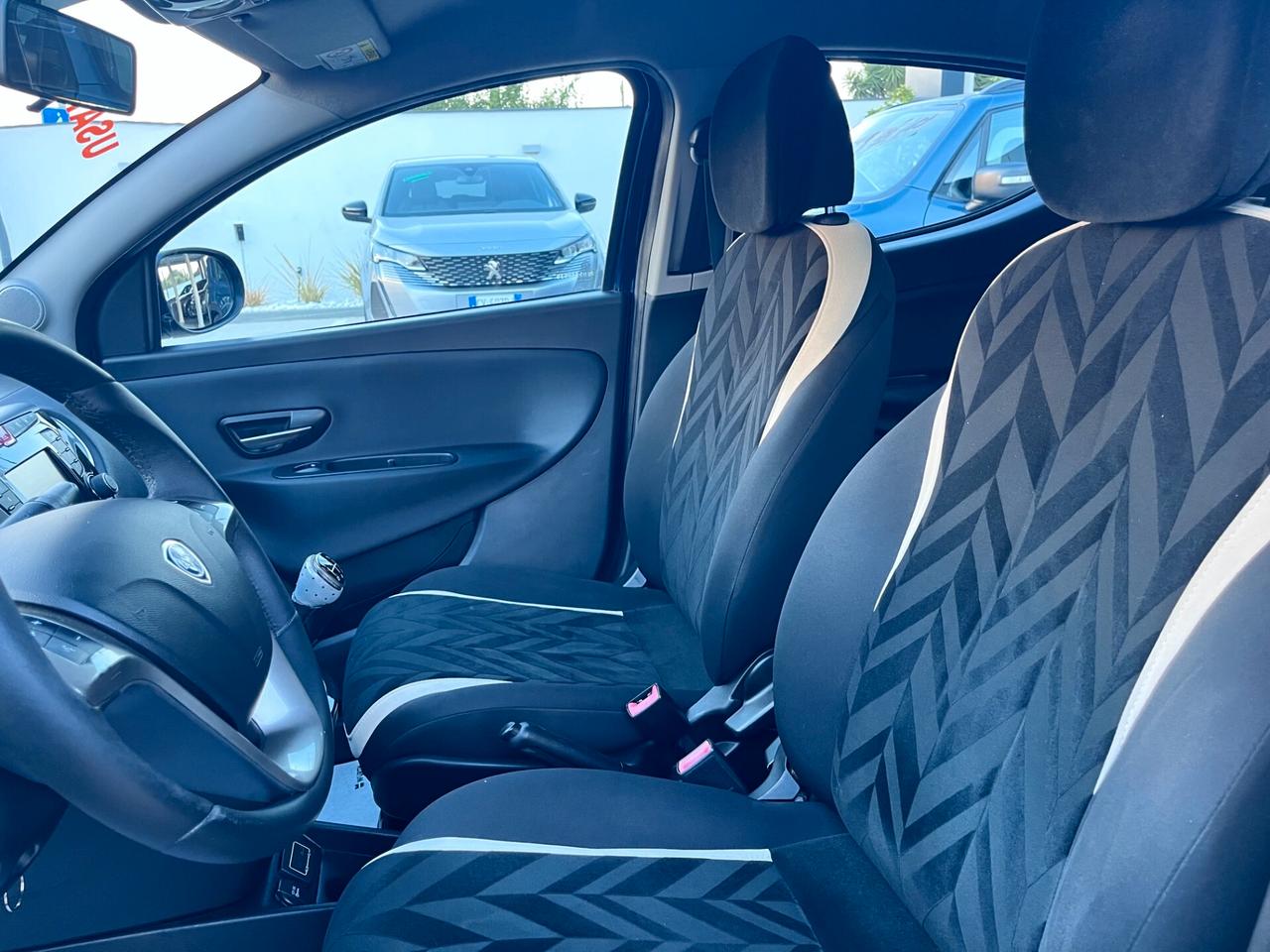 Lancia Ypsilon 1.3 MJT 16V 95 CV 5 porte S&S Gold