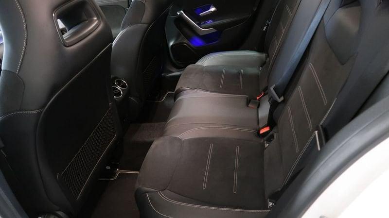 Mercedes-Benz Classe A A 180 d Premium Night edition auto