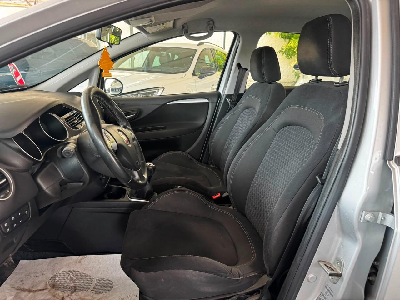 Fiat Punto 1.3 MJT II S&S 95 CV 5 porte Street