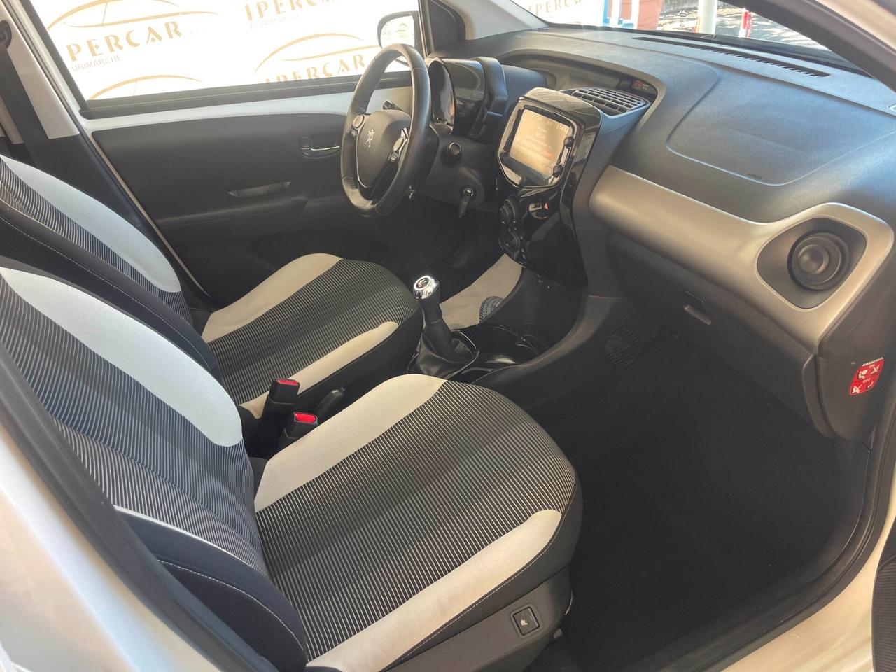 Peugeot 108 PureTech 82 5 porte Collection TOP!