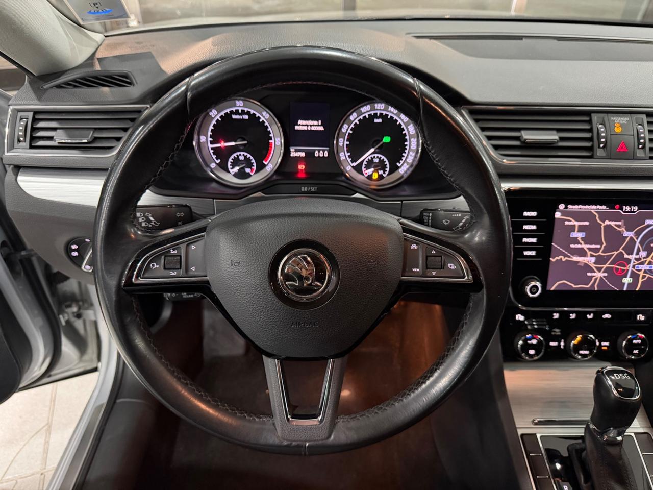 Skoda Superb 1.6 TDI SCR DSG Wagon Style