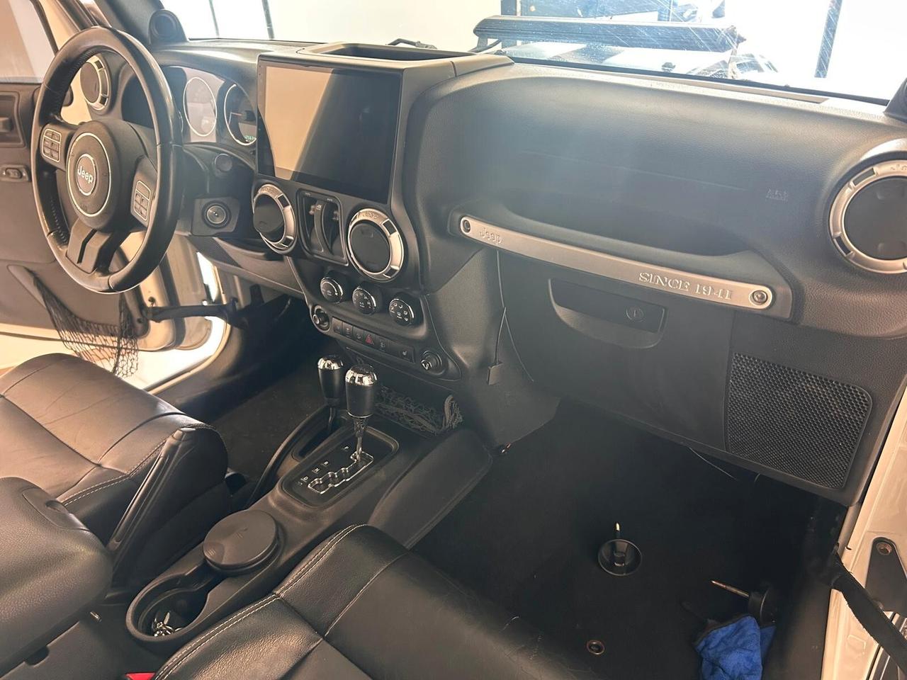 Jeep Wrangler 2.8 CRD Sahara solo 125.000km
