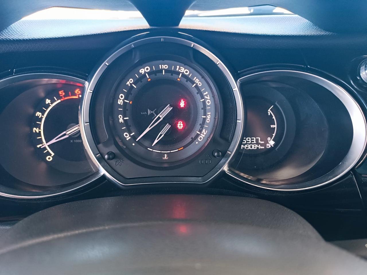Ds DS3 3 BlueHDi 100 S&S Sport Chic