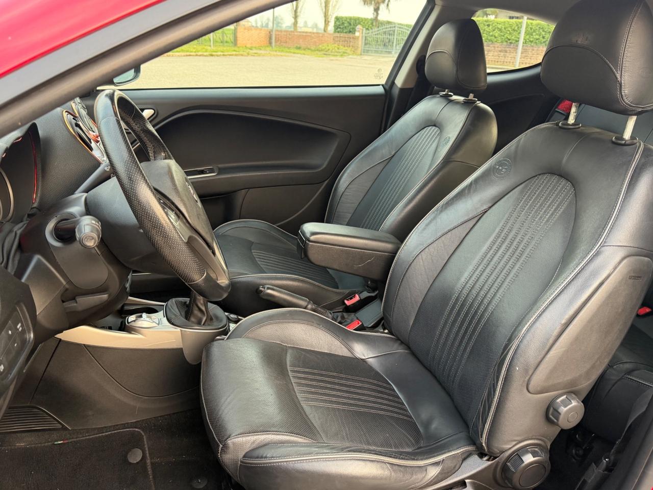 Alfa Romeo MiTo 1.4 78 CV Distinctive Sport Pack