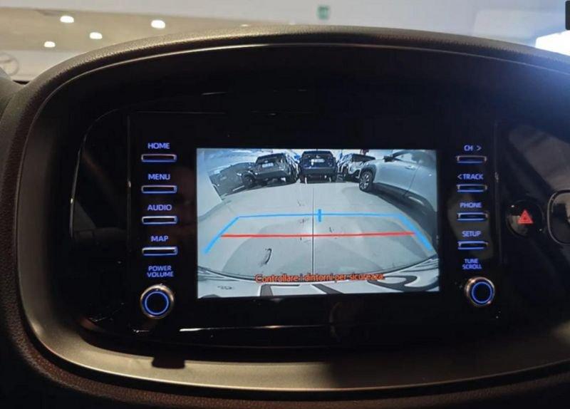 Toyota Aygo Aygo Connect 1.0 VVT-i 72 CV 5 porte x-play