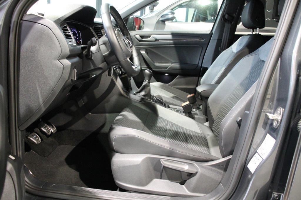 Volkswagen T-Roc 1.5 TSI ACT R LINE Sport BlueMotion Technology FULL KM 19700 ORIGINALI