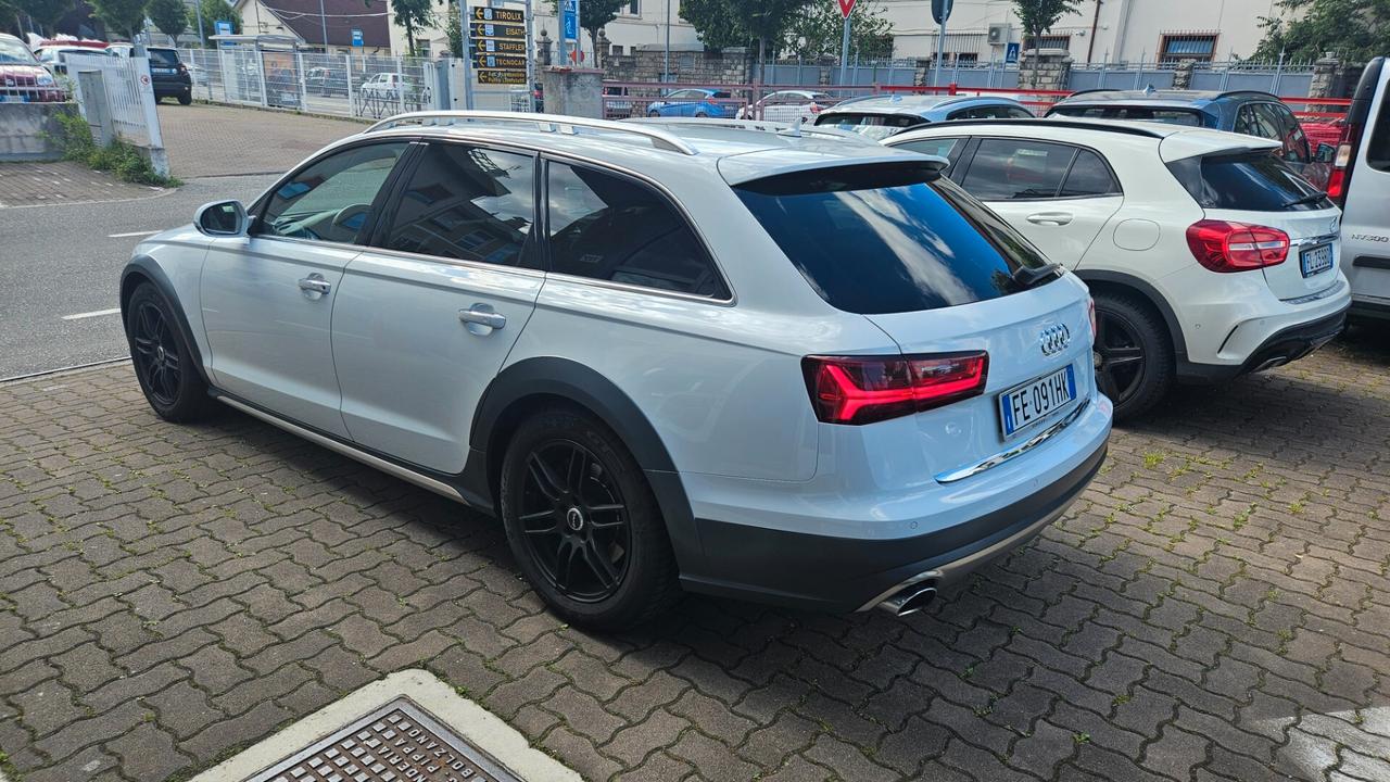 Audi A6 allroad 3.0 tdi quattro 218cv s-tronic PELE-CAMERA-SED.RIS