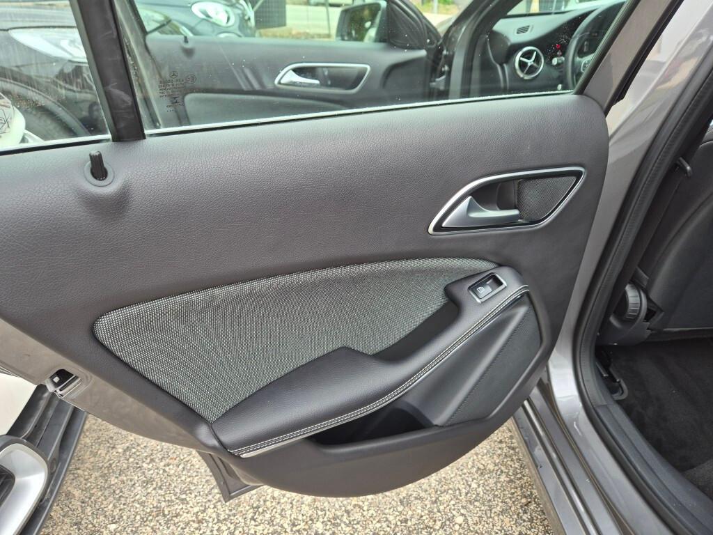 Mercedes A 180 d Automatic Sport NAVI