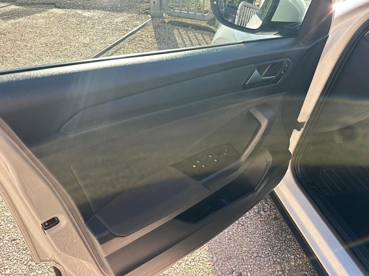 Volkswagen T-Roc 1.0 TSI Life