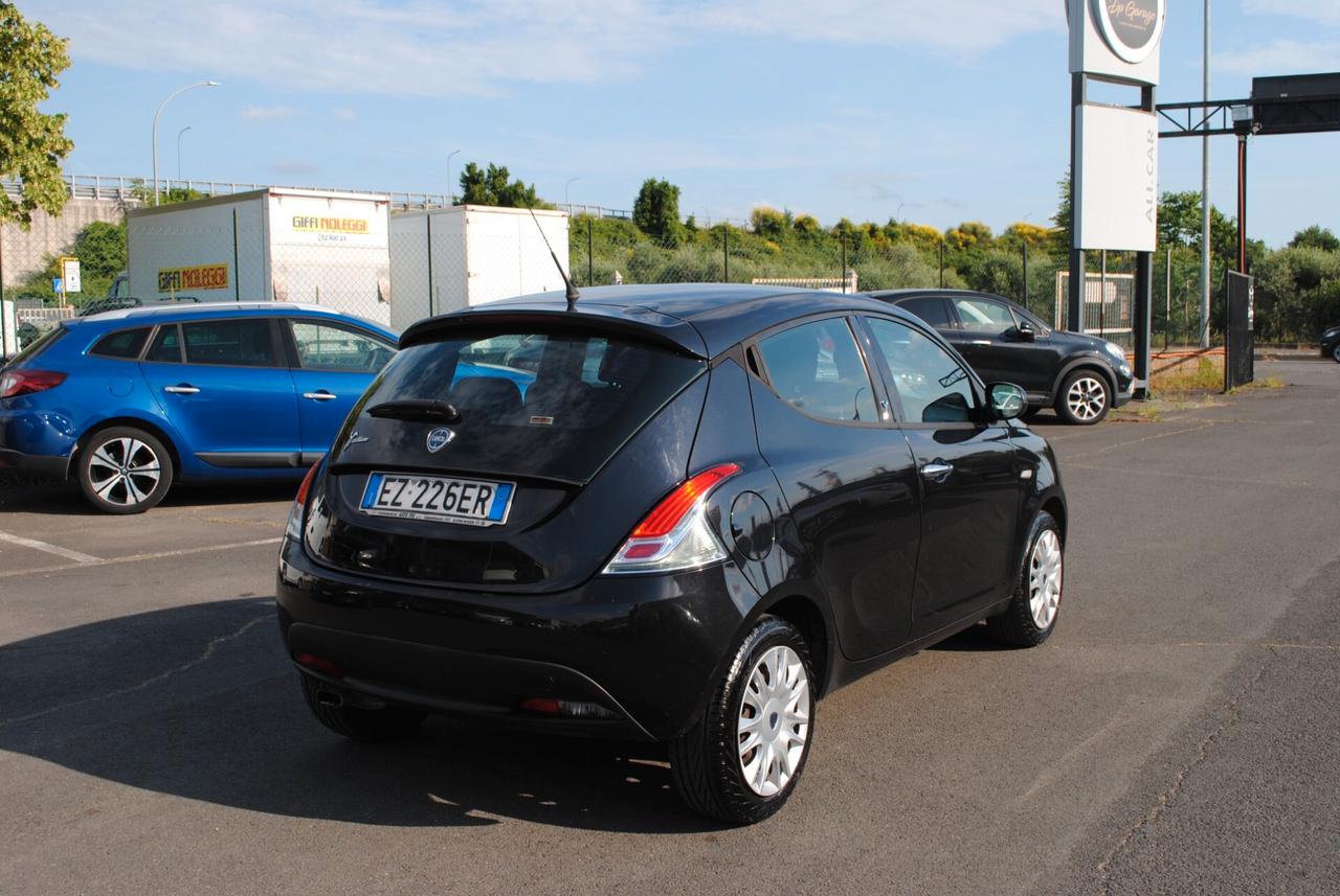 LANCIA YPSILON 1.2 69 CV