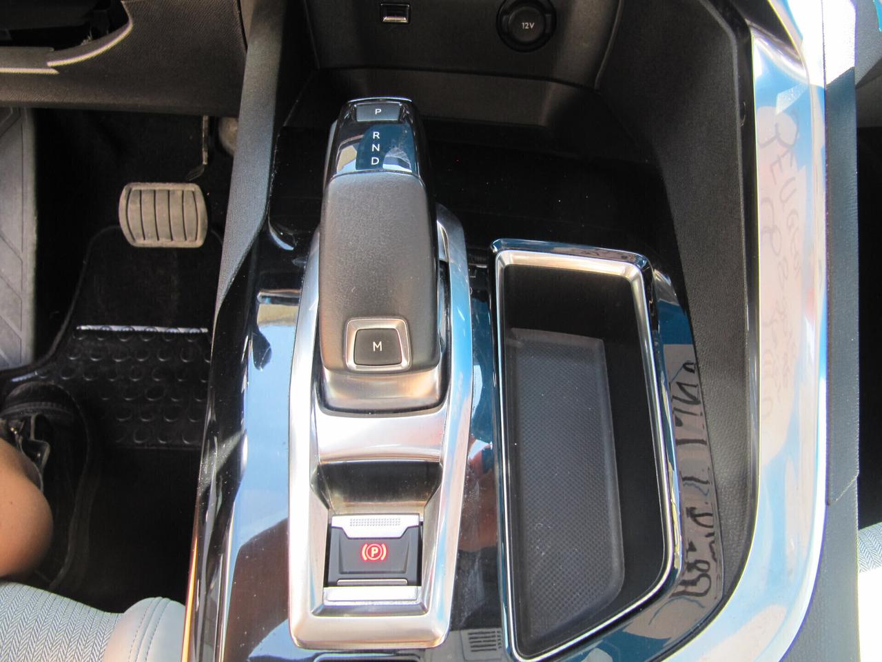 Peugeot 3008 BlueHDi 130 S&S EAT8 Allure - AUTOMATICO