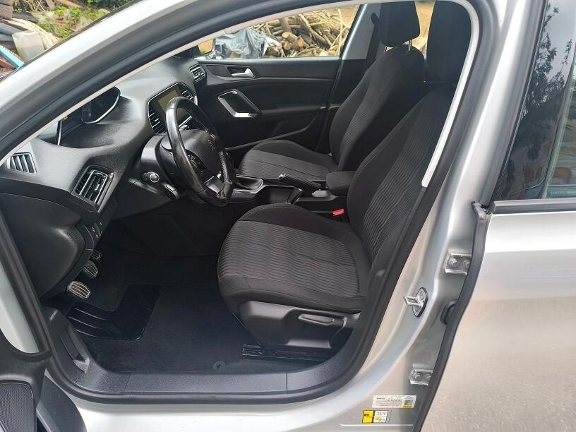 Peugeot 308 BlueHDi 100 S&S SW Business