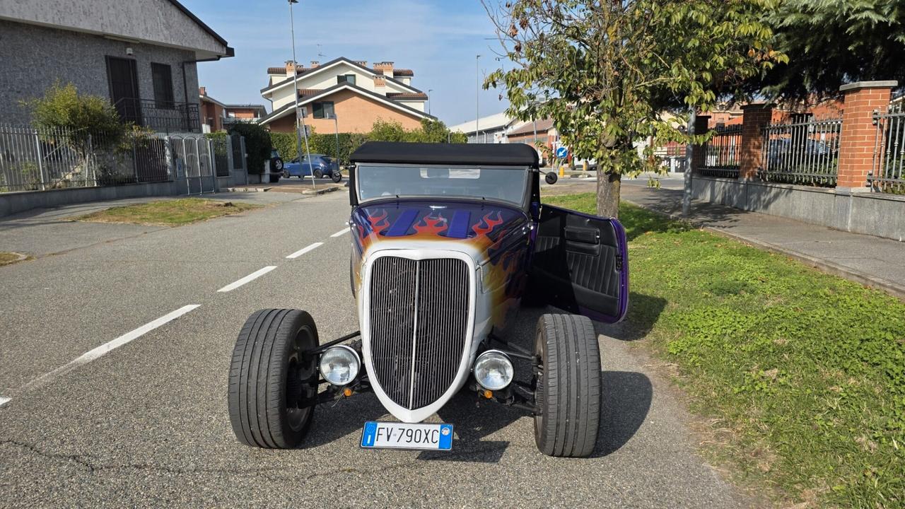 FORD HOT ROD ROADSTER