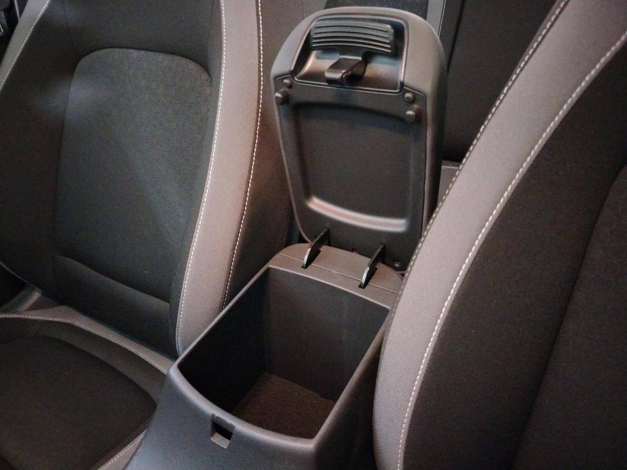 Hyundai Kona 1.6 hev Xtech 2wd