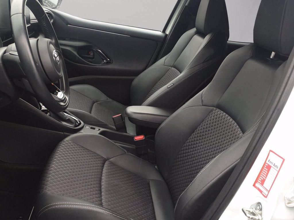 TOYOTA Yaris 1.5h style del 2022