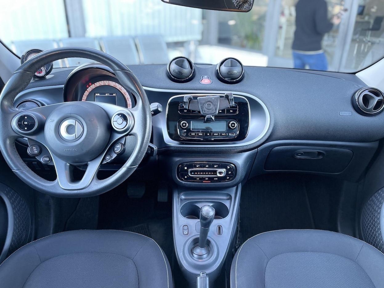 Smart ForFour 1.0 Benzina 71CV E6 Automatica Neo. - 2017