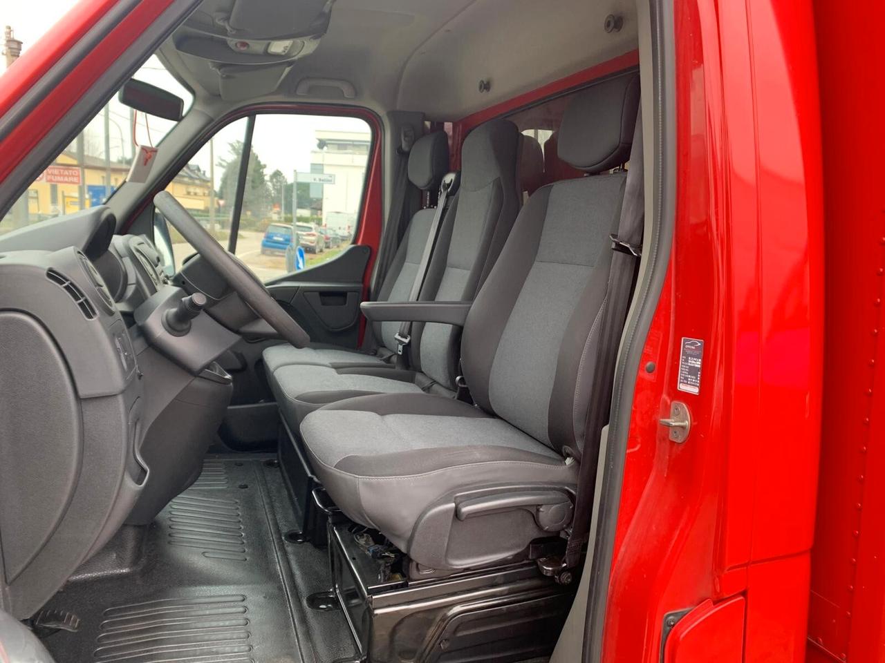 Renault Master T35 2.3 dCi/130 PM Cabinato