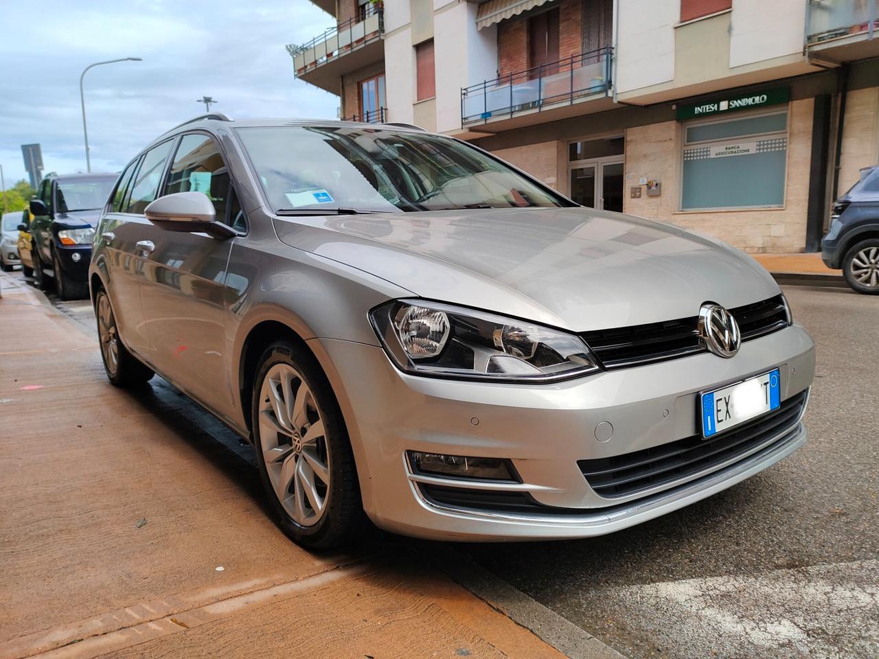 Volkswagen Golf Variant 1.6 TDI 105 CV DSG Highline BlueMotion Tech.