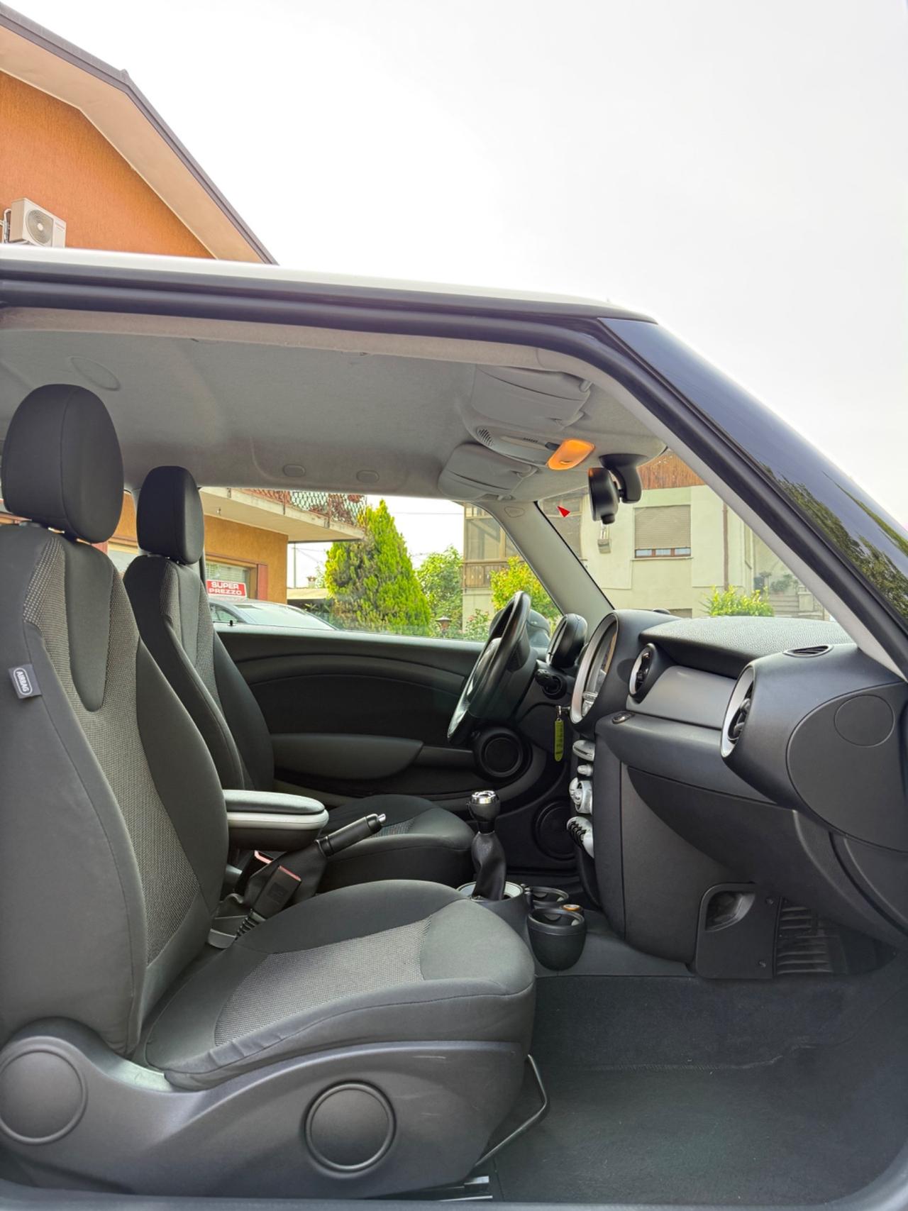 Mini 1.4 16V Ray ok neopatentati