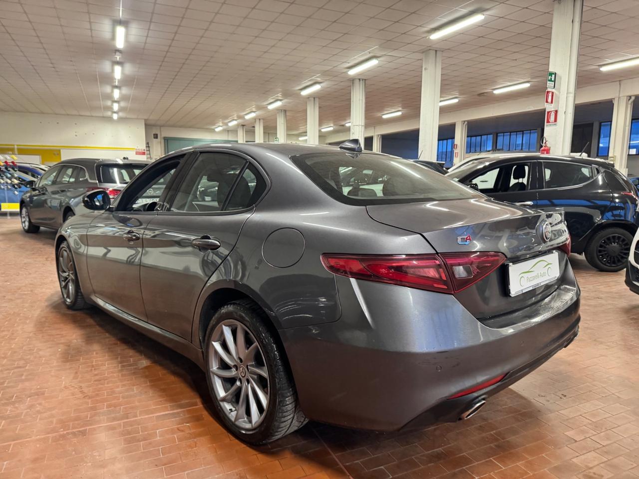 Alfa Romeo Giulia 2.2 Turbodiesel 180 CV AT8 AWD Q4 Super