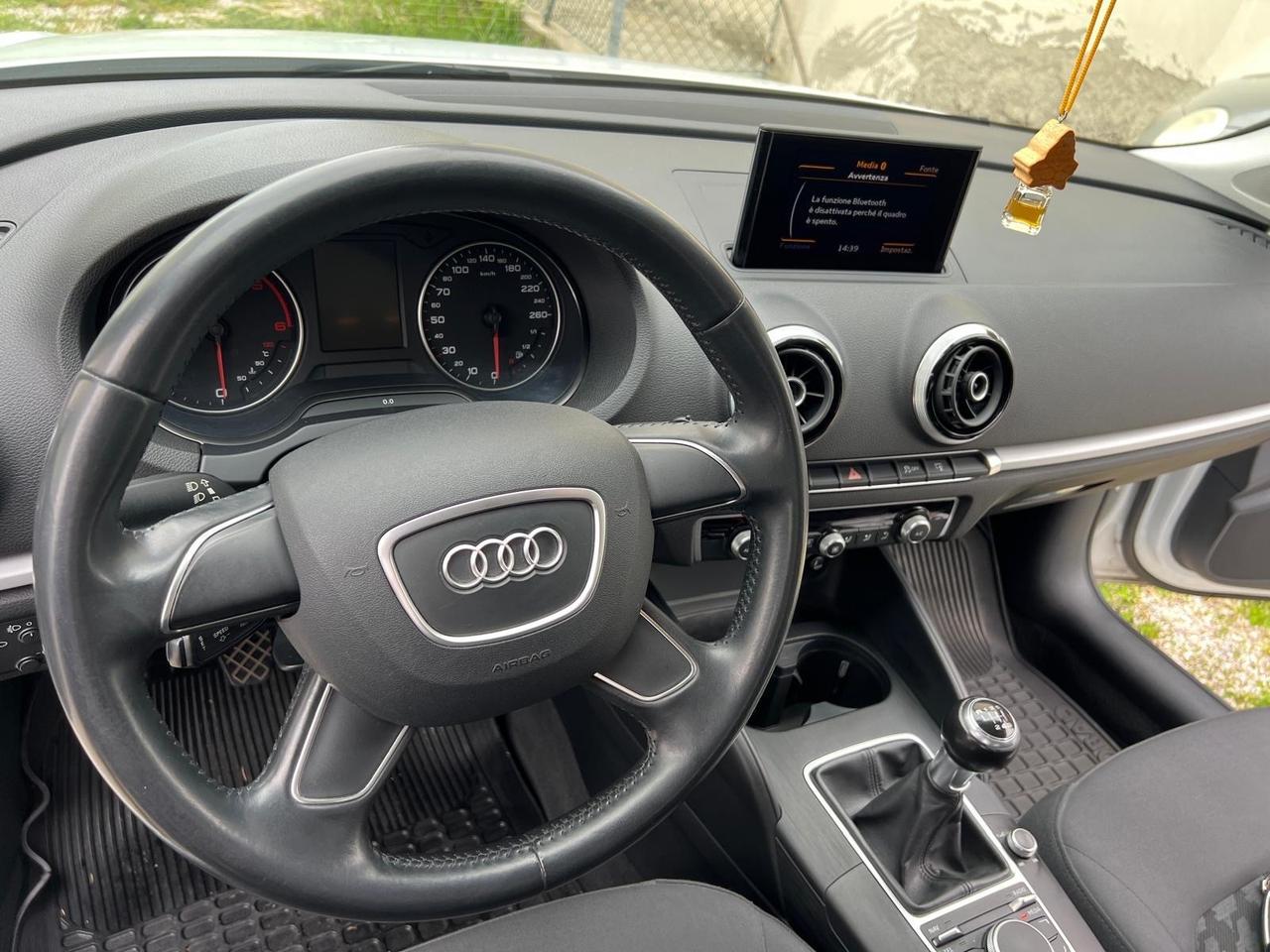 Audi A3 SPB 1.6 TDI clean diesel Ambition