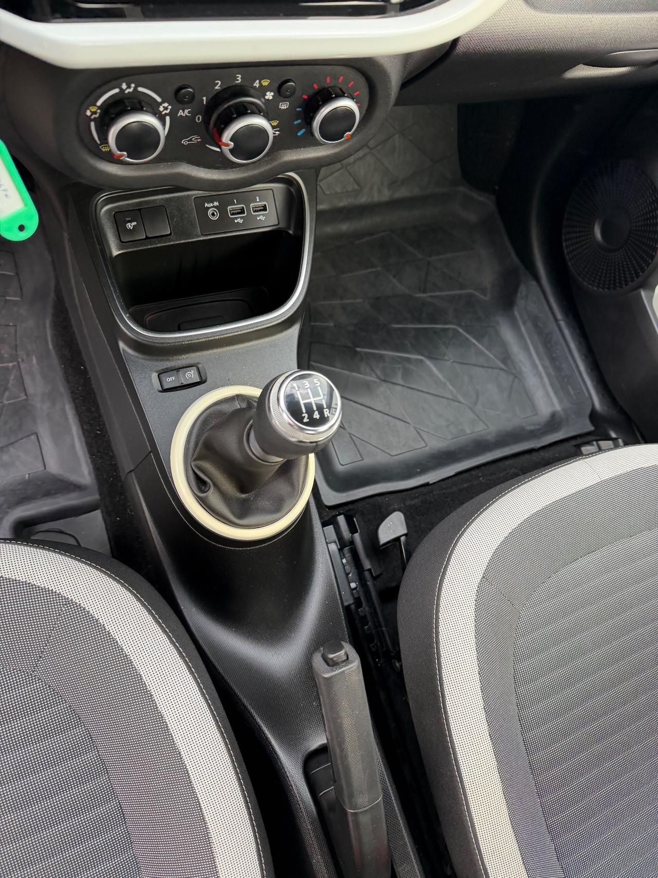 Renault Twingo SCe 65 CV Duel