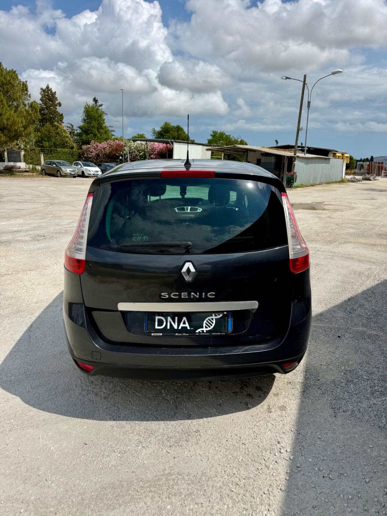 Renault scenic 7posti 1.9 DCi 130milaKM