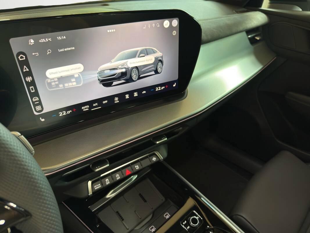Audi Q3 Sportback 2.0 tdi S line edition 150cv s-tronic PRONTA CONSEGNA