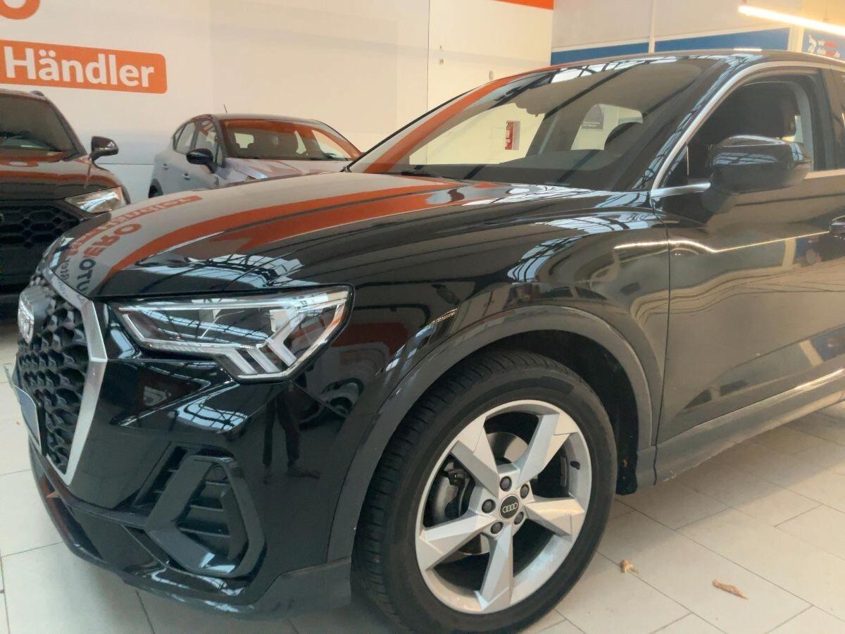 Audi Q3 Spb 35 TFSI S tronic line edition