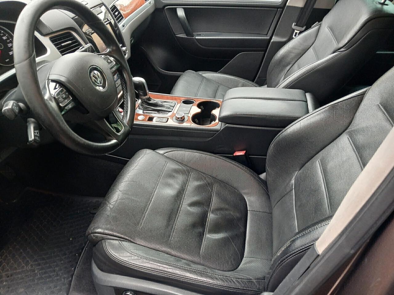TOUAREG 3.6 V6 FSI 4X4 GANCIO TRAINO