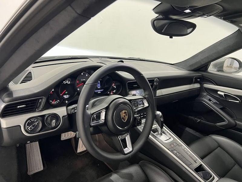 Porsche 911 CARRERA 4S Coupe