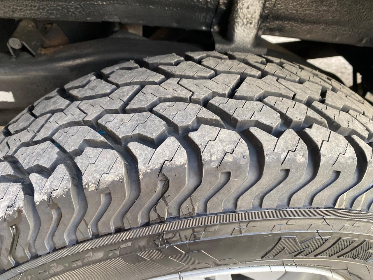 Mitsubishi Pajero 2.5 TDI Metal-top NEOPATENTATI!!!