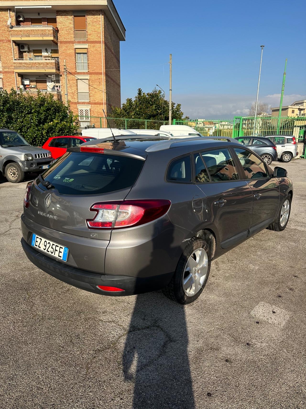 Renault Megane Mégane 1.5 dCi 110CV EDC SporTour Wave