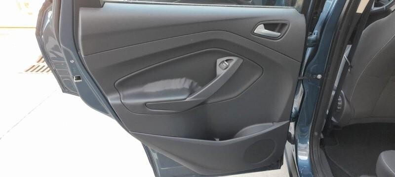 Ford Kuga 2.0 TDCI 120 CV S&S 2WD Powershift Business