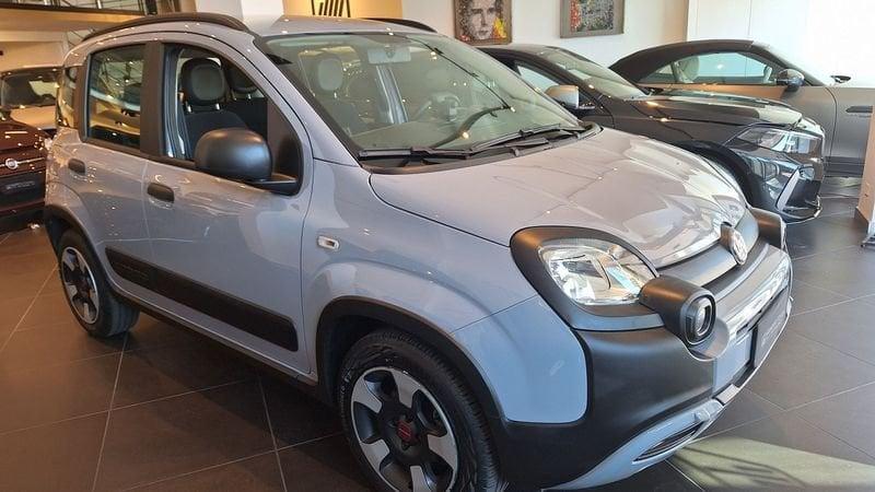 FIAT Panda 1.0 FireFly S&S Hybrid City Cross