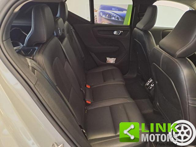 VOLVO XC40 B3 automatico Core