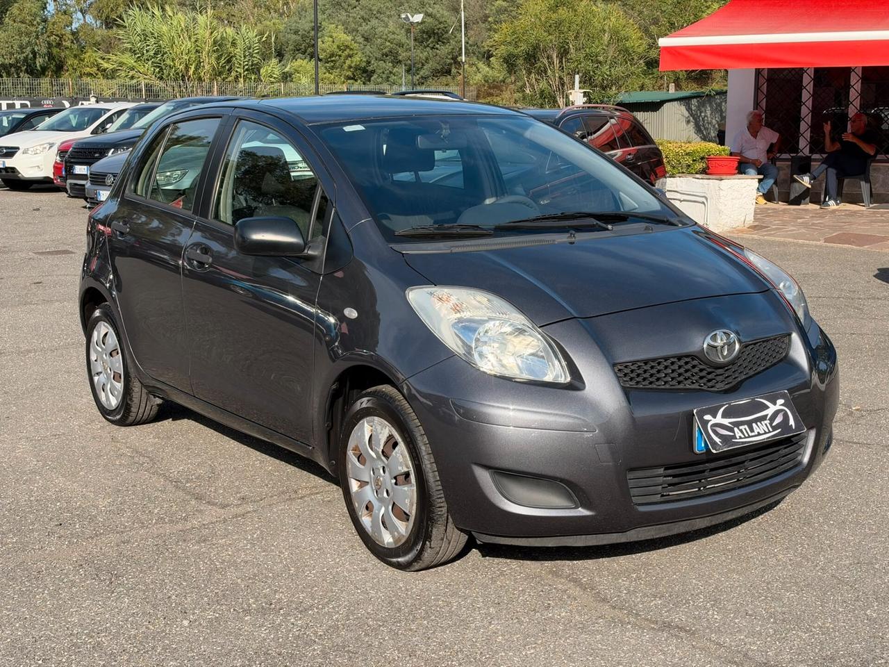 Toyota Yaris 1.0 5 porte Luxury pack
