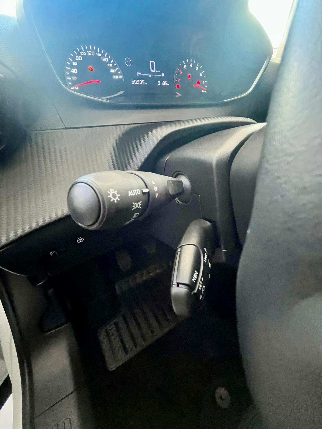 Peugeot 2008 BlueHDi 110 S&S Active Pack