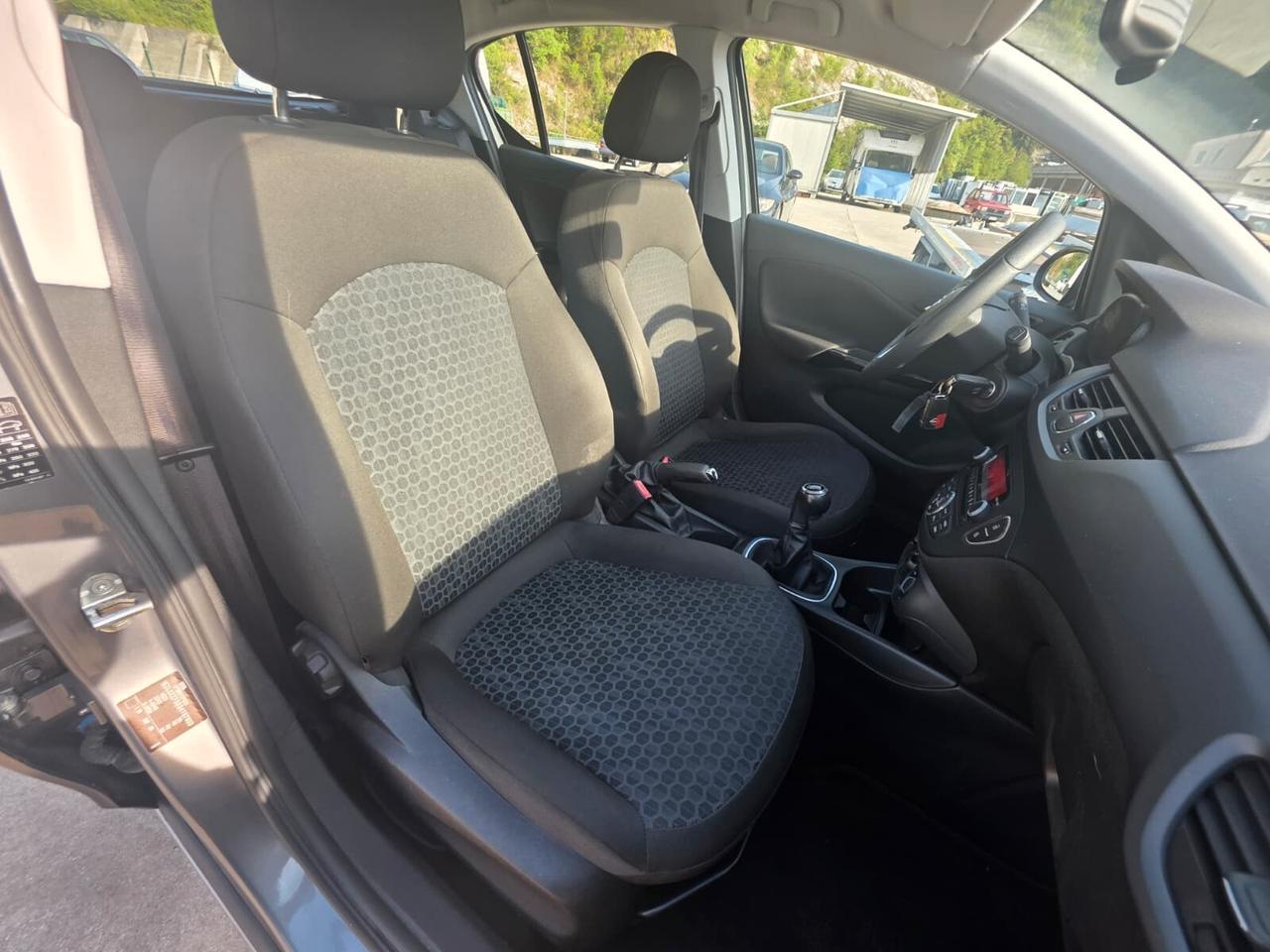 Opel Corsa 1.2 5 porte