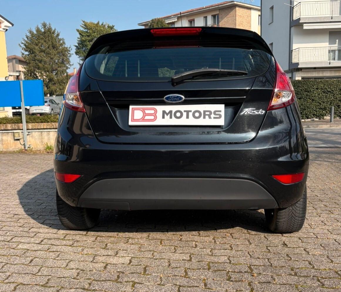 Ford Fiesta 1.2 60CV 5 porte Black & White Edition