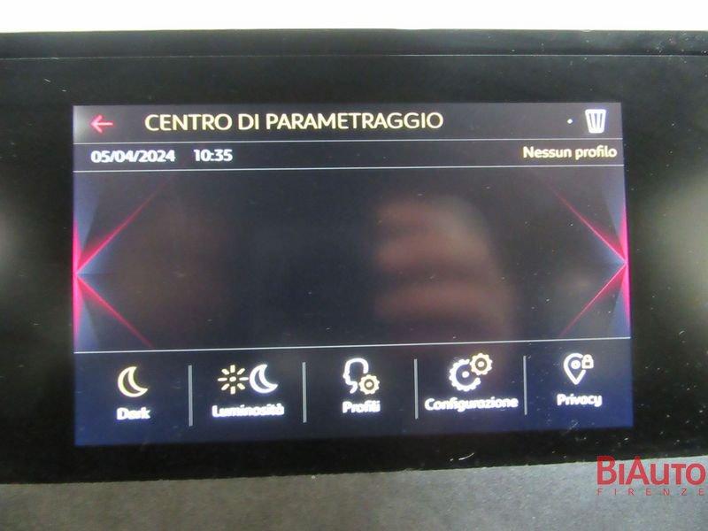 DS DS 3 Crossback PureTech 100 Performance Line