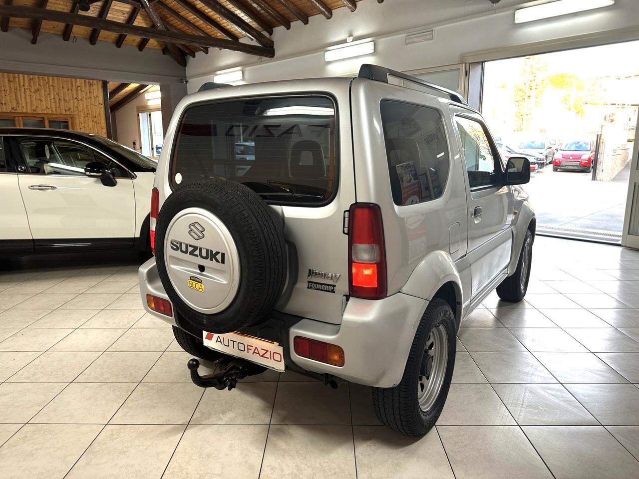 Suzuki Jimny 1.3i 16V cat 4WD JLX