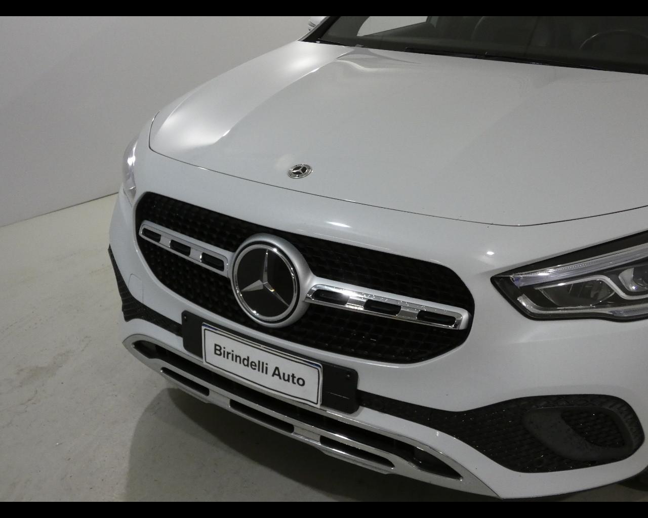 Mercedes-Benz GLA (H247) - GLA 200 d Automatic Sport