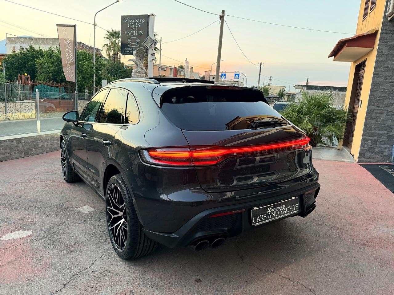Porsche Macan 2.0 265- PASM-TETTO-MY 22-IPER FULL