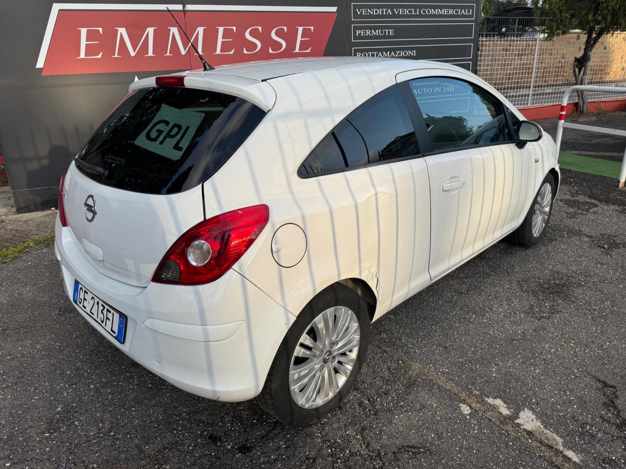 OPEL CORSA 1.2 GPL - 2011