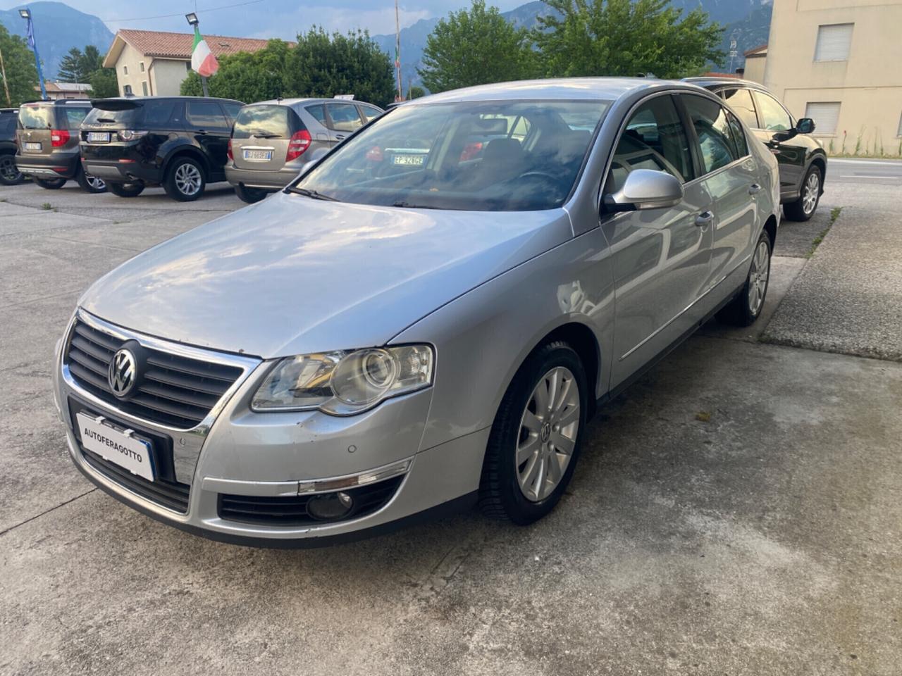Volkswagen Passat 2.0 TDI Berlina " LEGGI