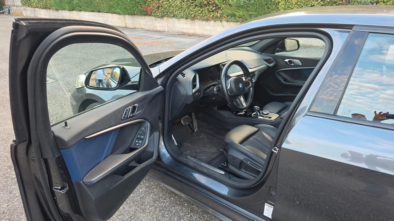 Bmw 118 118i 5p. Msport